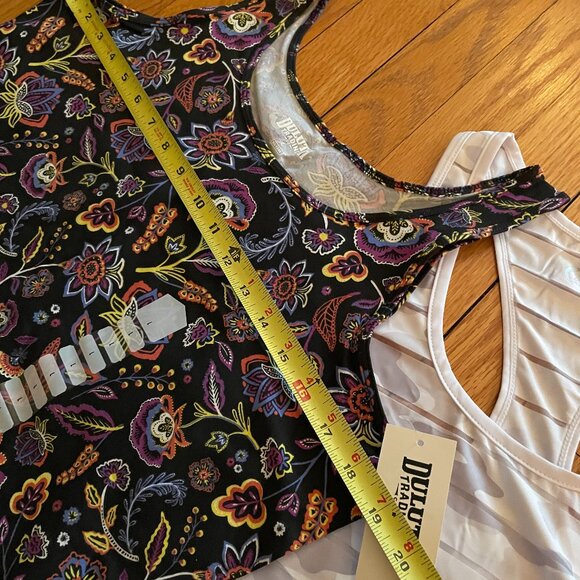 BNWT 3pc Top Tank Sport Bundle! Duluth Trading Co / American Eagle / ZYIA Active - Picture 9 of 15
